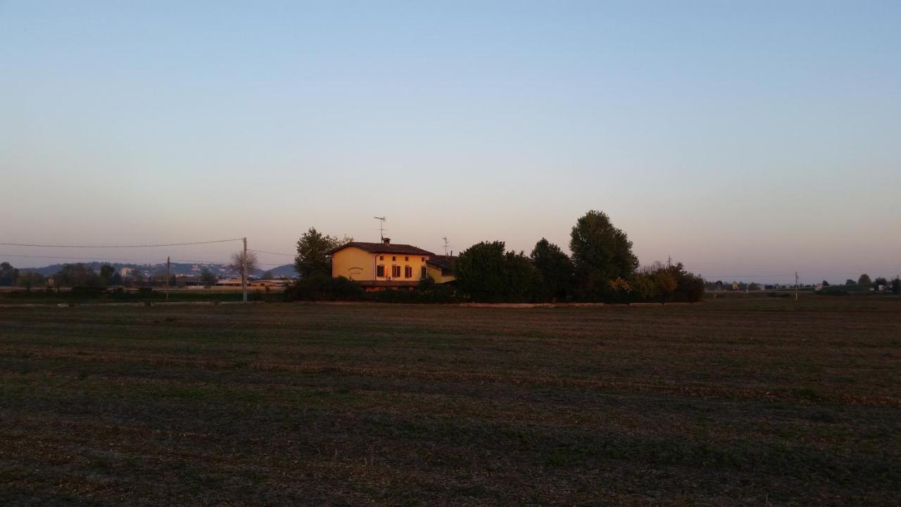 La Cascina Di Alice Bed & Breakfast Castiglione Delle Stiviere Dış mekan fotoğraf