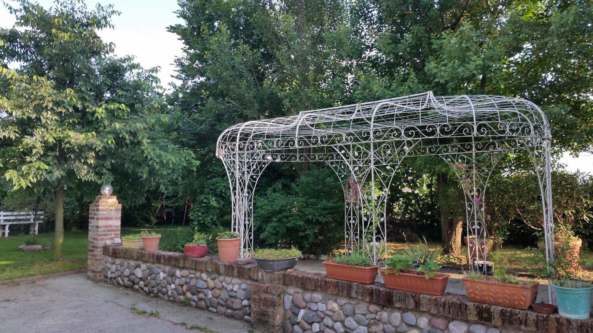 La Cascina Di Alice Bed & Breakfast Castiglione Delle Stiviere Dış mekan fotoğraf